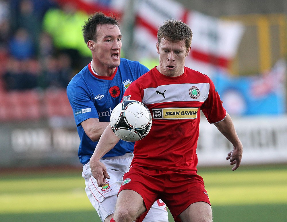 11BET Tip bóng đá Cliftonville vs Linfield    – hôm nay 14/01/2020