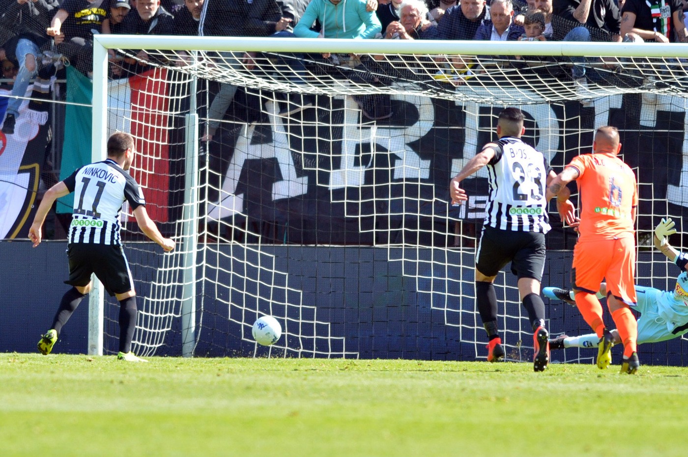 11BET Tip bóng đá Ascoli vs Pescara – hôm nay 07/10/2019